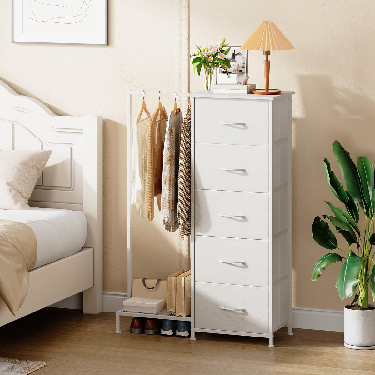 Dresser with Hanging Rack, 5 Drawers I41644