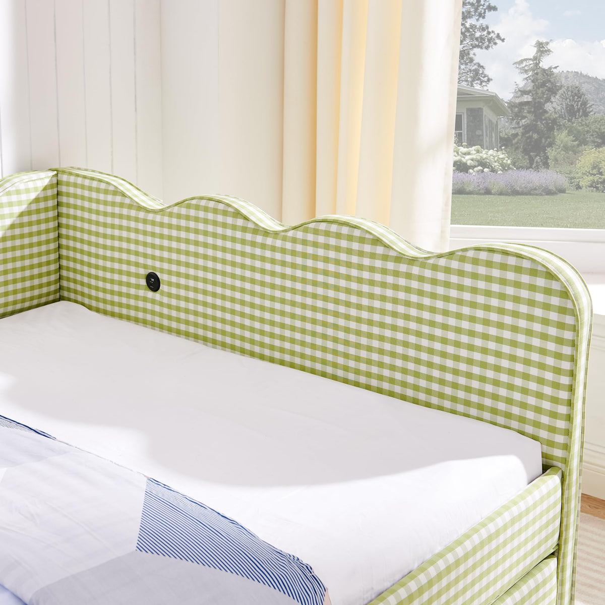 Green Gingham Full to King Upholstered Daybed with Trundle V588155