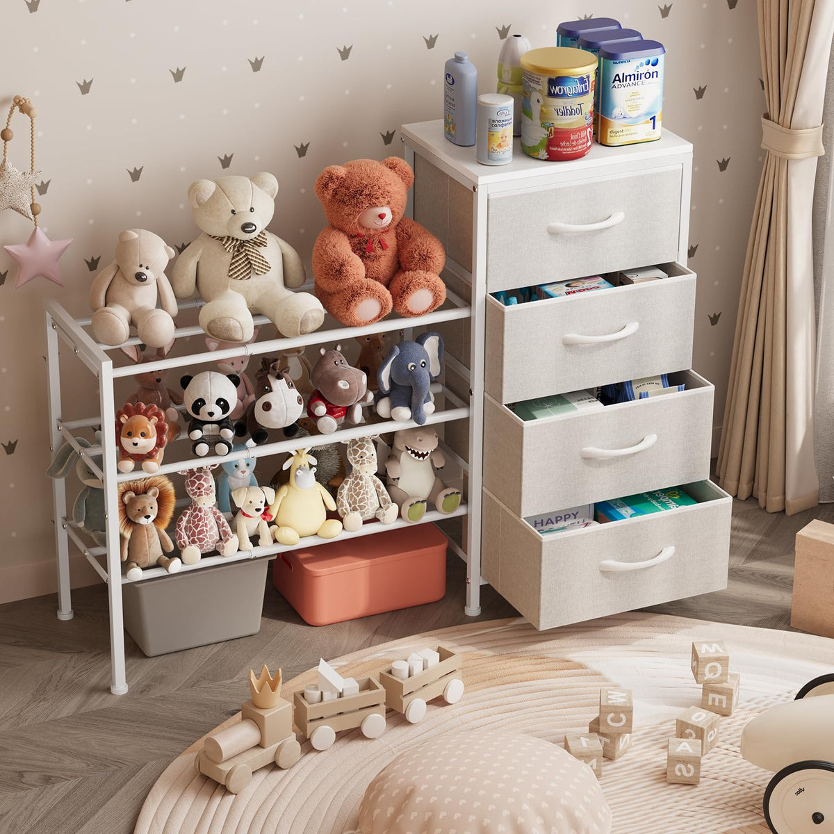 White 4 Drawer Fabric Dresser U577