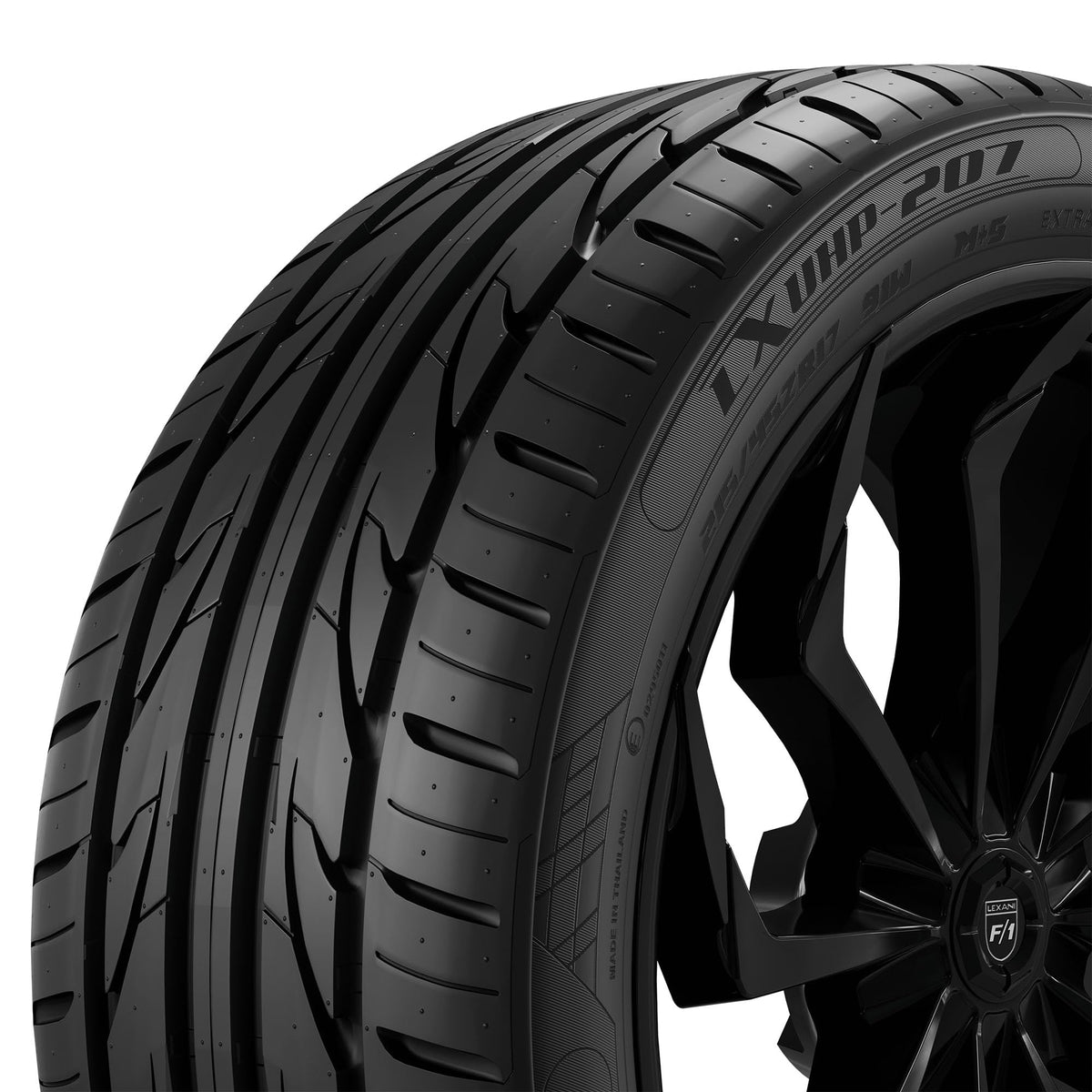 235/40ZR18 95W XL Passenger Tire L384